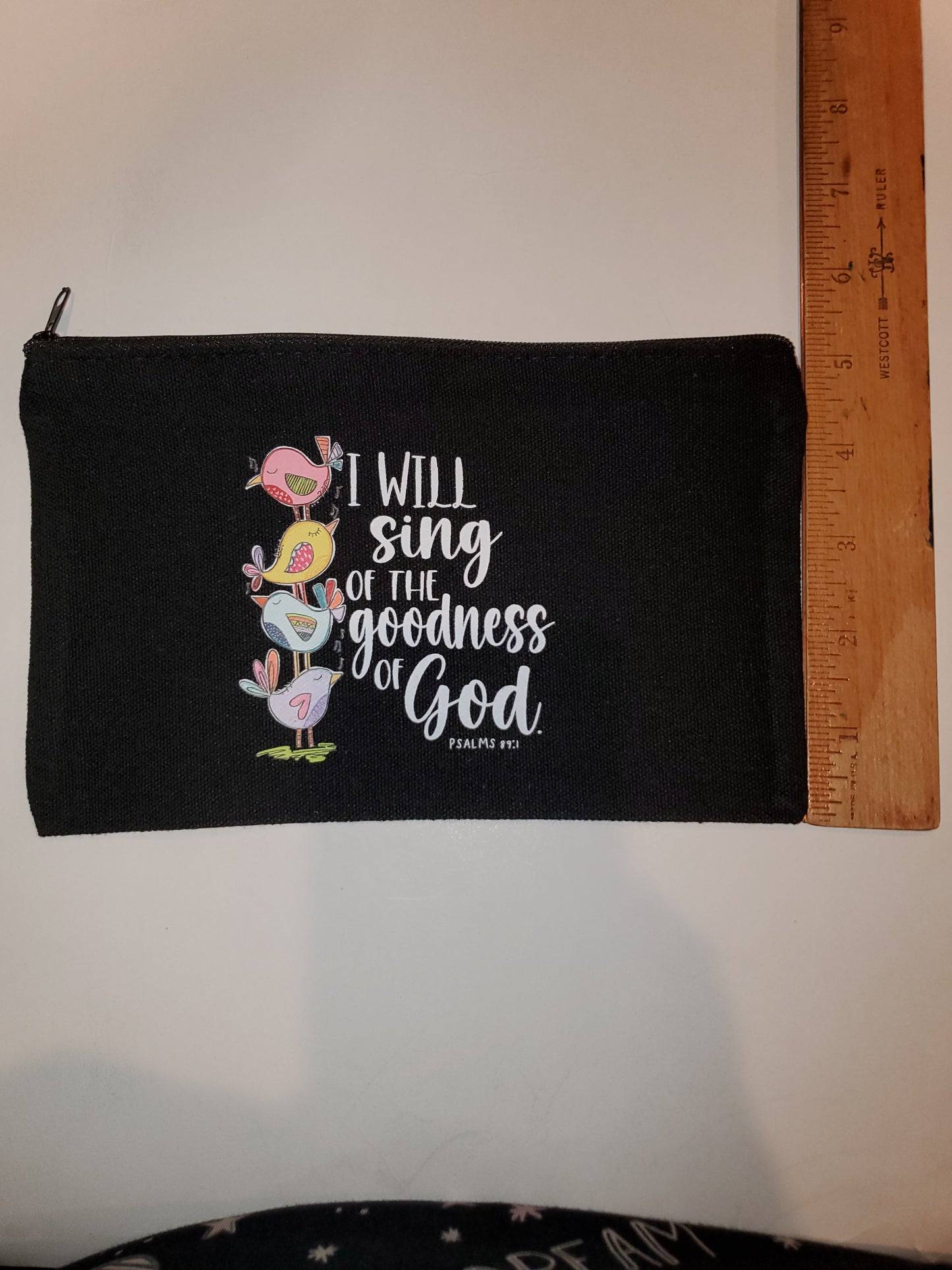 I Will Sing the Goodness Black 8.3 x 5 inch zipper bag.